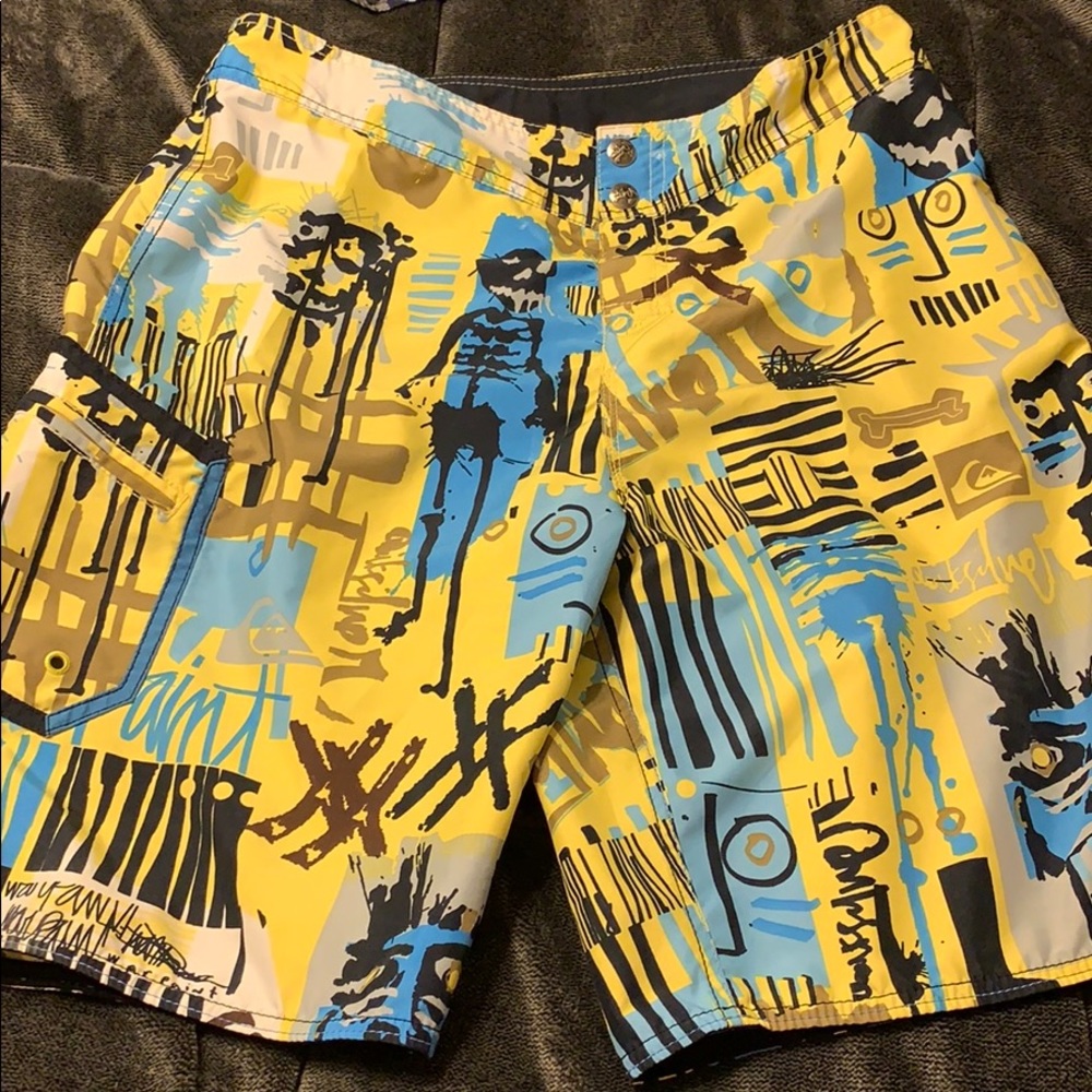 Surf shorts